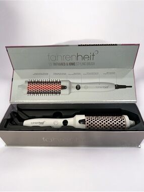 Fahrenheit Infrared & Ionic Styling Brush — Pink and White